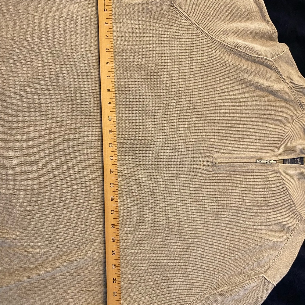 Tan XXL Tommy Bahama quarter zip light weight knitted sweater-Reversible.